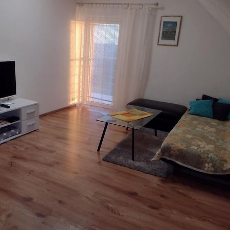 Appartement In Nitra Under The Zobor-Hill Exterior foto